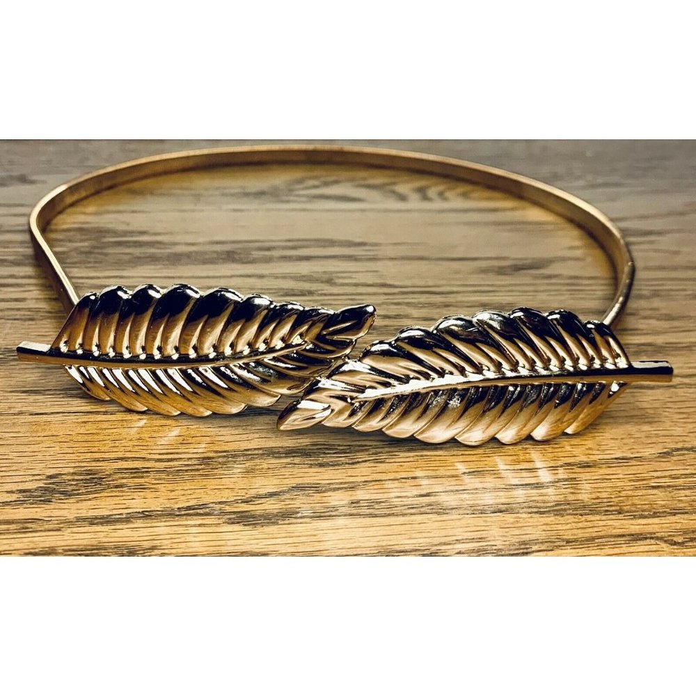 Women's Waistline Accent Belt Gold Leaf Clasp Metal Elastic Stretch 28” Long